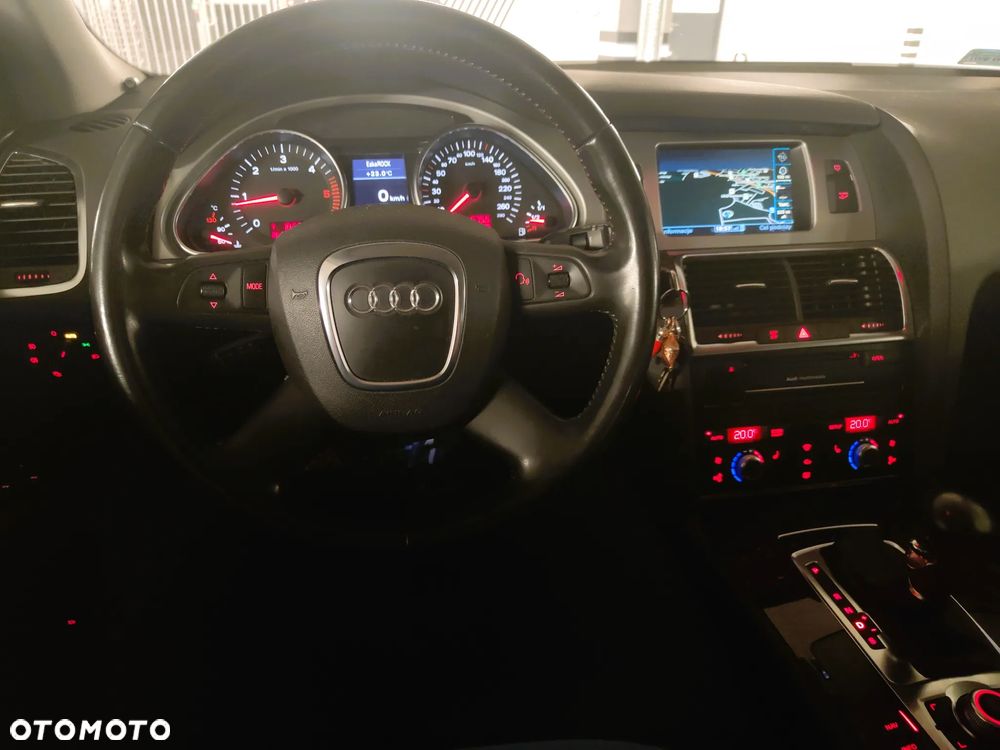 Audi Q7 3.0 TDI DPF clean diesel Quattro Tiptronic - 10