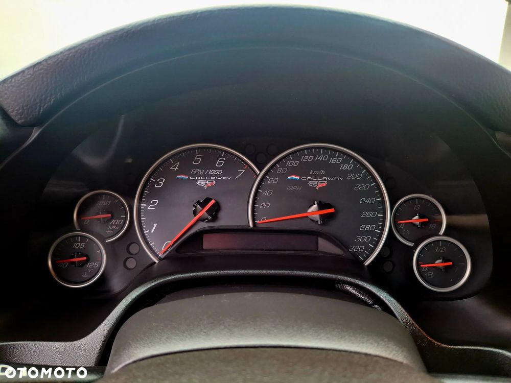 Chevrolet Corvette - 9