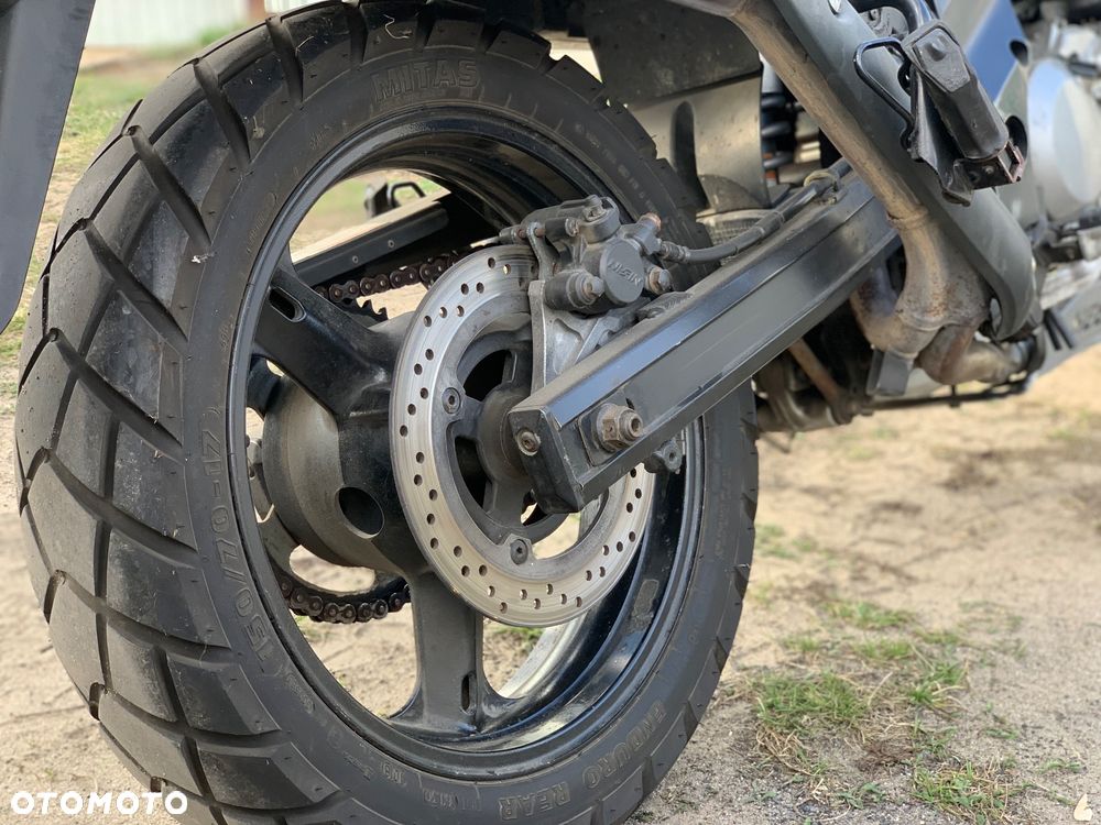 Suzuki V-STROM - 5