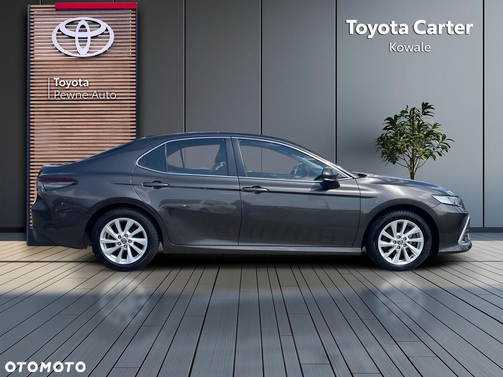 Toyota Camry 2.5 Hybrid Comfort CVT - 6