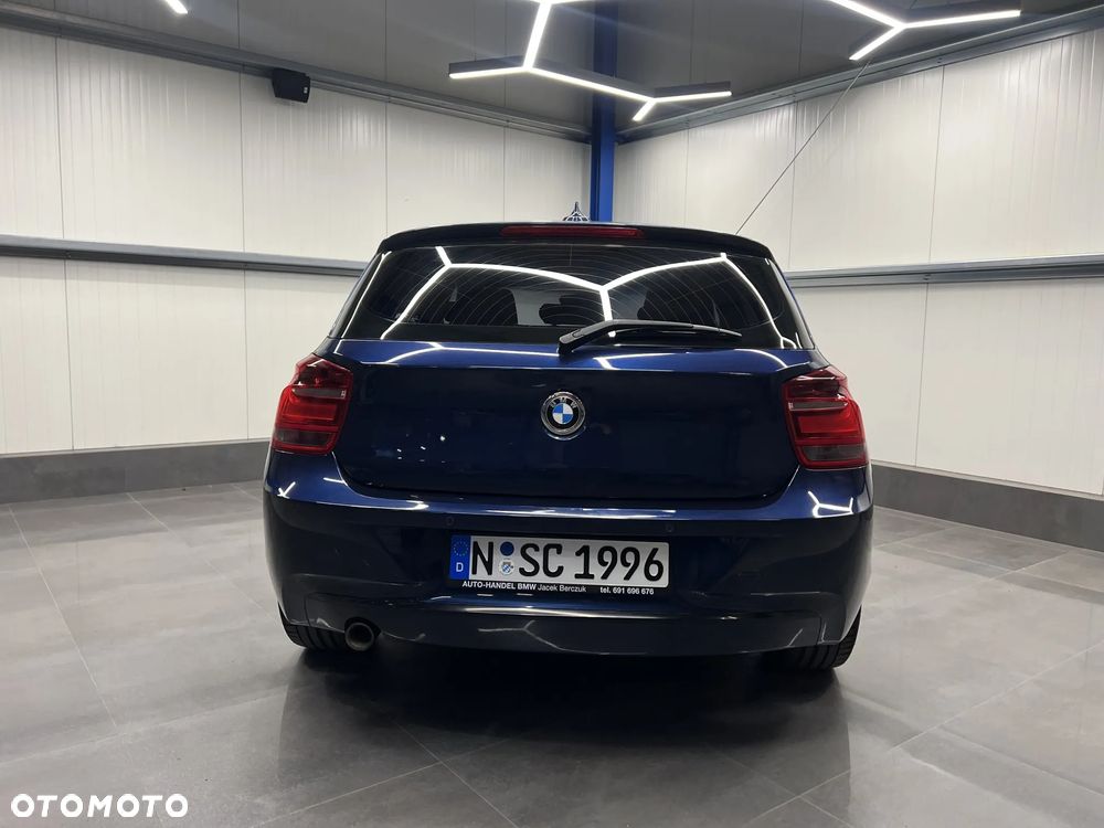BMW Seria 1 116d Sport Line - 12