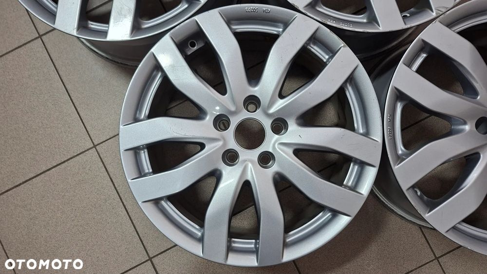 Felgi Aluminiowe 17 Audi A4 B7 5x112 ET 35 CMS C22 - 2