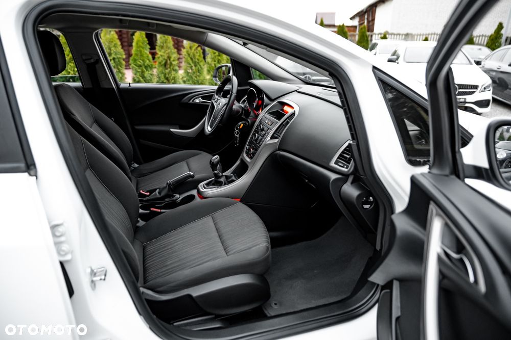 Opel Astra 1.4 Turbo Sport - 23