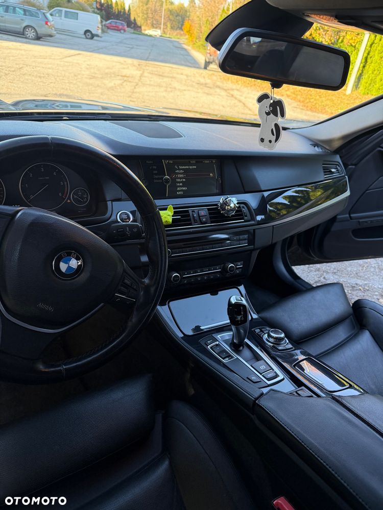 BMW Seria 5 - 25