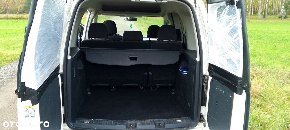 Volkswagen Caddy - 11