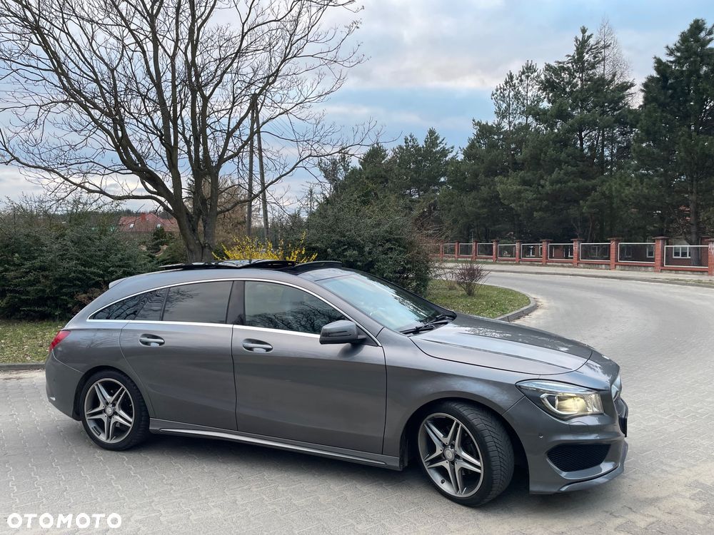 Mercedes-Benz CLA 200 7G-DCT AMG Line - 1