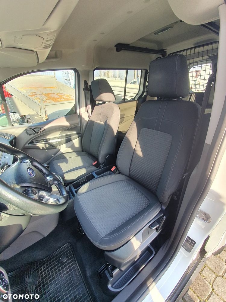 Ford Connect - 26