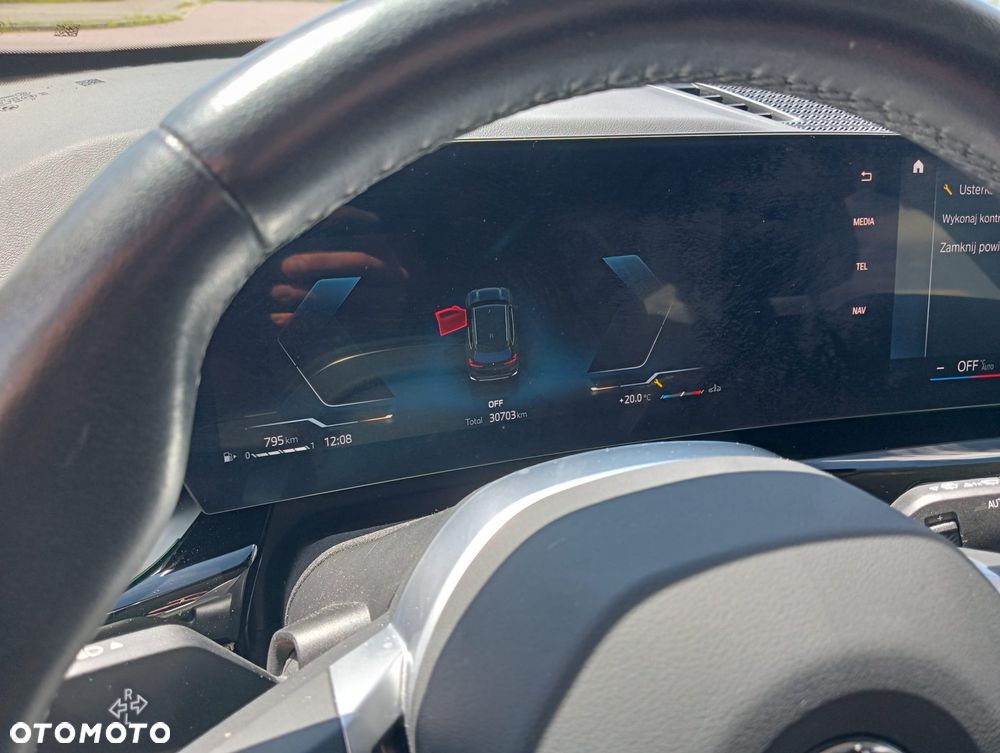BMW X1 sDrive18i Advantage - 21