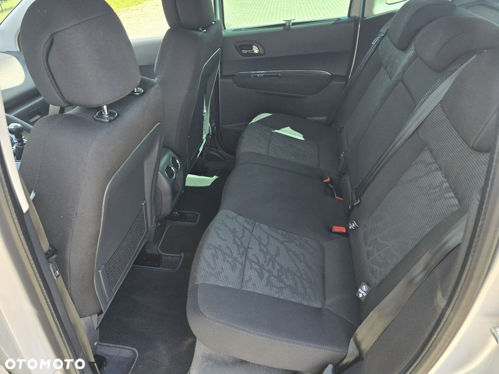 Peugeot 3008 - 18