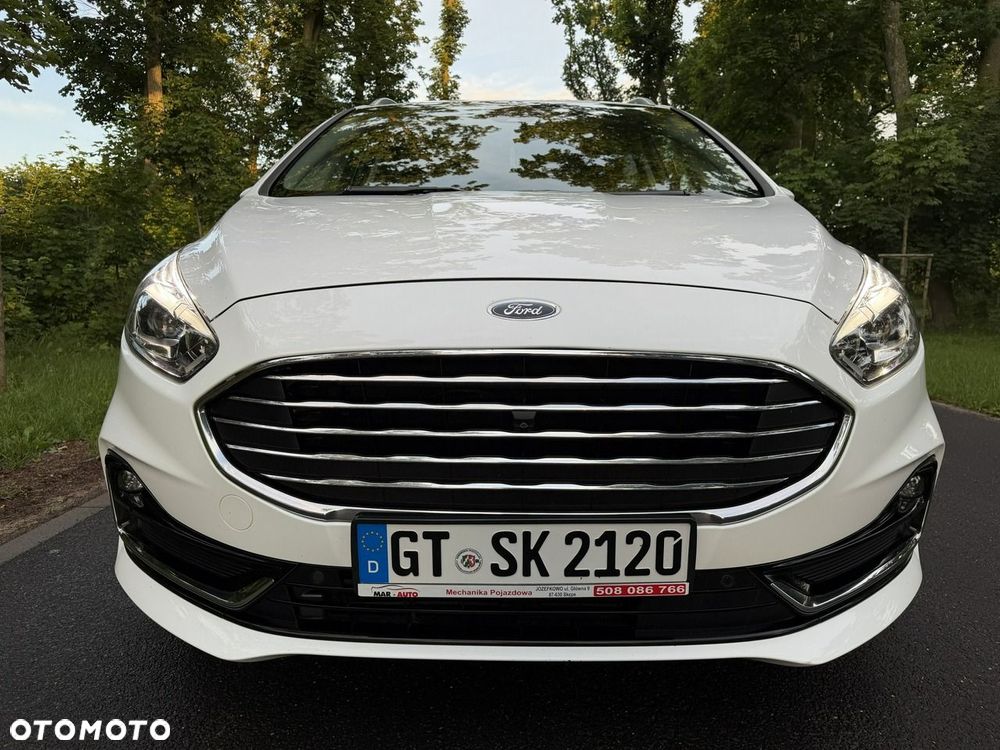 Ford Galaxy - 16