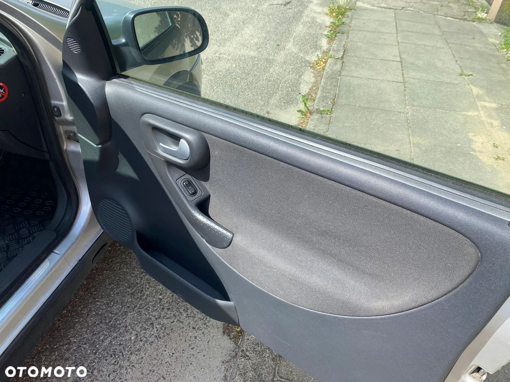 Opel Corsa 1.2 16V Enjoy Easytronic - 15