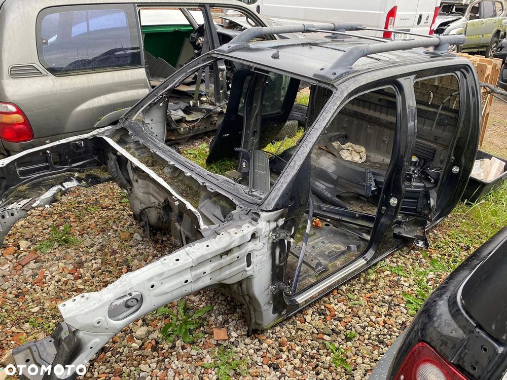 Nissan Navara D40 Karoseria Dach Relingi Błotnik - 4