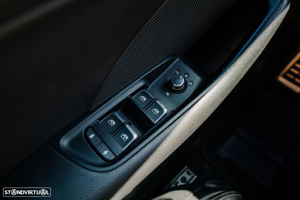 Audi A3 Limousine 1.6 TDI S-line - 19