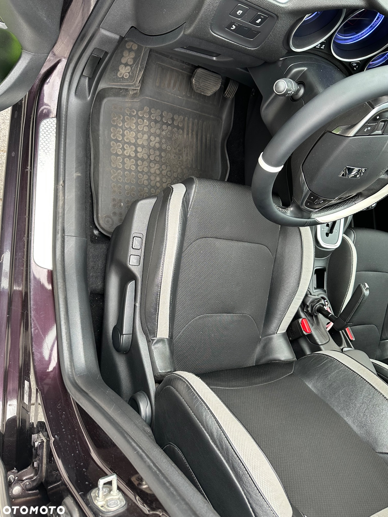 DS Automobiles DS 4 - 10