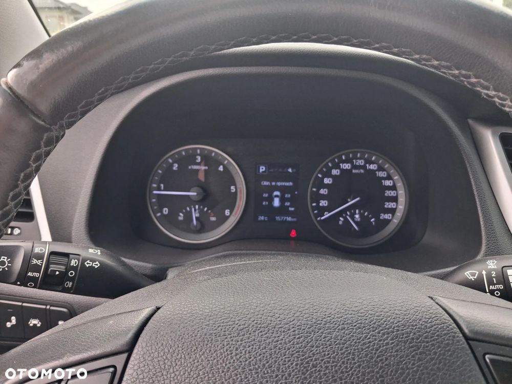 Hyundai Tucson blue 1.6 CRDi 2WD DCT Premium - 9