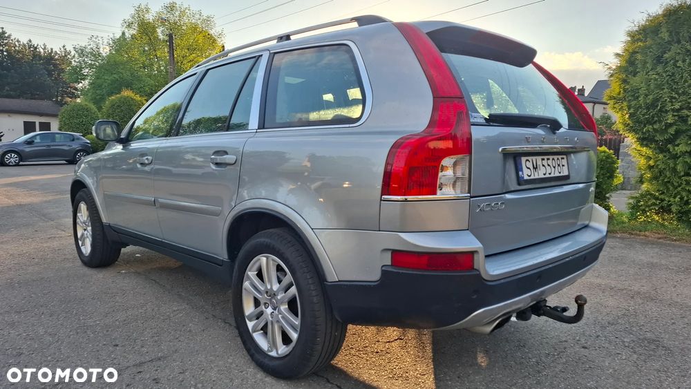 Volvo XC 90 D5 Executive - 4