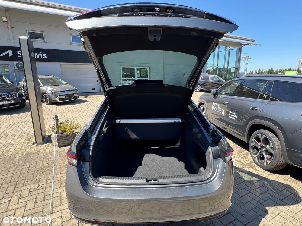 Skoda Superb 2.0 TSI Sportline DSG - 25