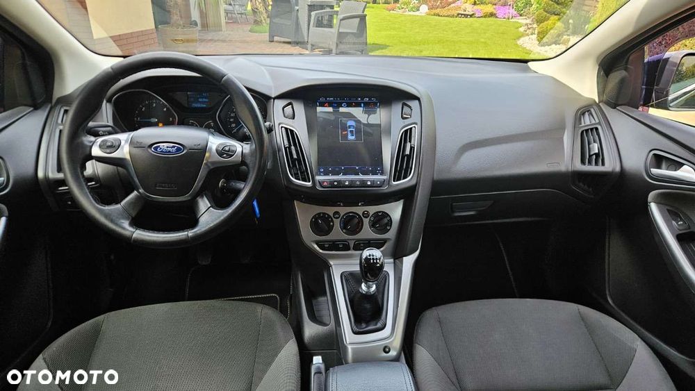 Ford Focus Turnier 1.6 TDCi DPF Start-Stopp-System Ambiente - 15