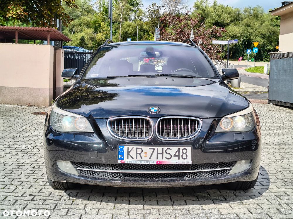 BMW Seria 5 530d xDrive Touring Edition Lifestyle - 8