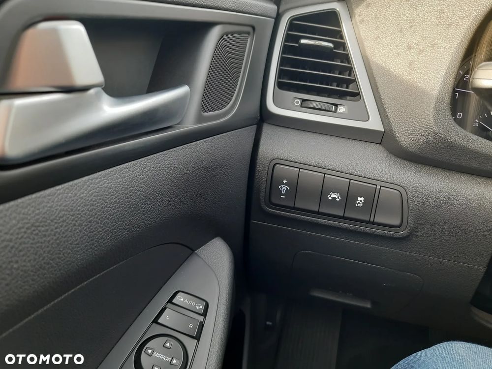 Hyundai Tucson 1.6 T-GDI Style 4WD DCT - 9