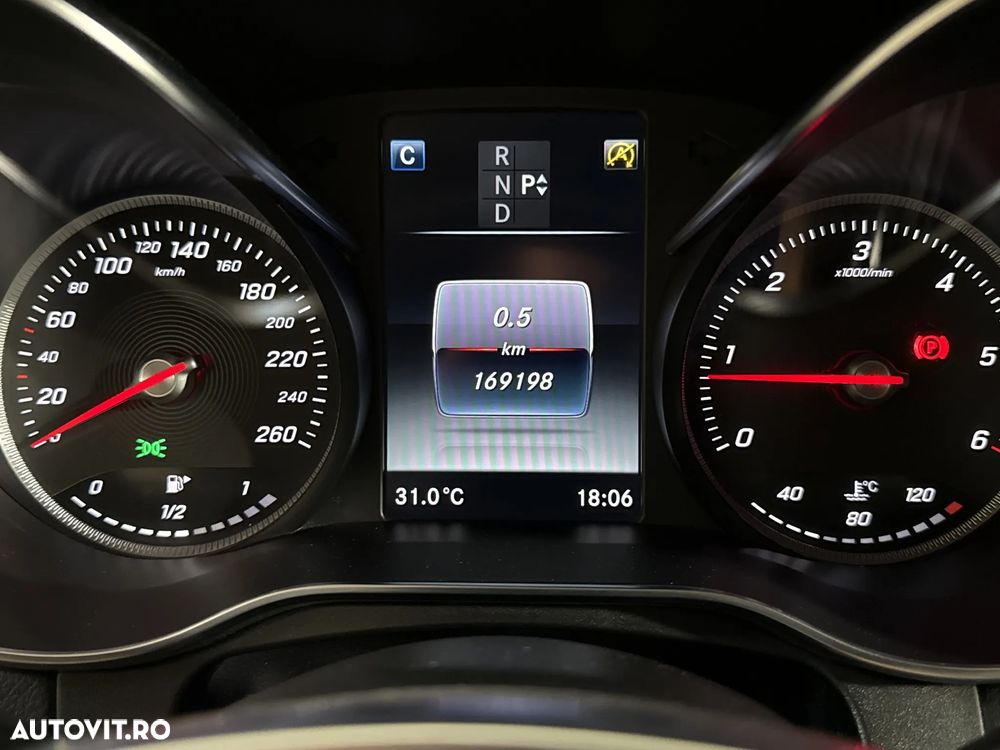 Mercedes-Benz GLC 220 d 4MATIC 9G-TRONIC AMG Line - 11