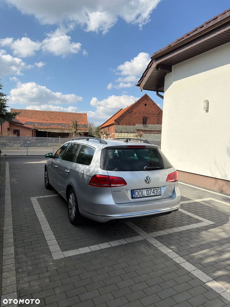 Volkswagen Passat - 6