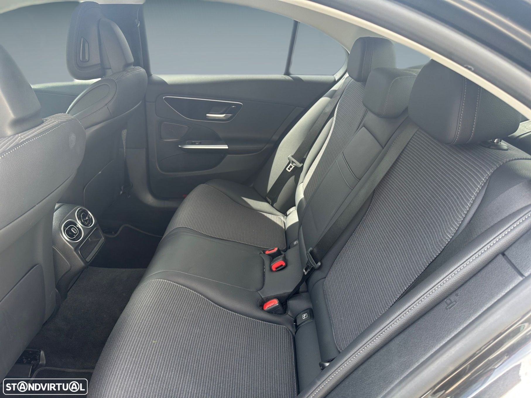 Mercedes-Benz C 220 d Avantgarde - 12