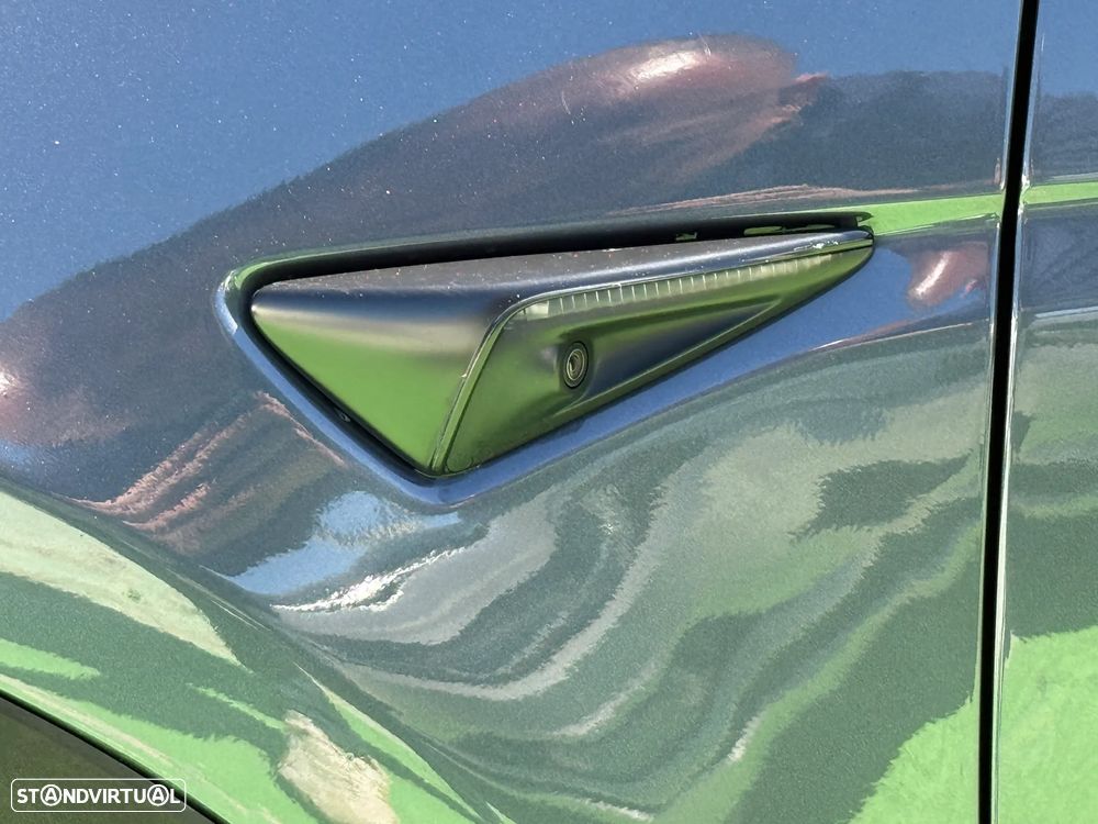 Tesla Model Y Long Range Tração Integral - 16