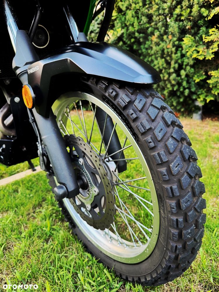 Kawasaki Versys-X 300 - 13
