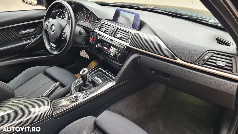 BMW Seria 3 318d Sport Line - 16