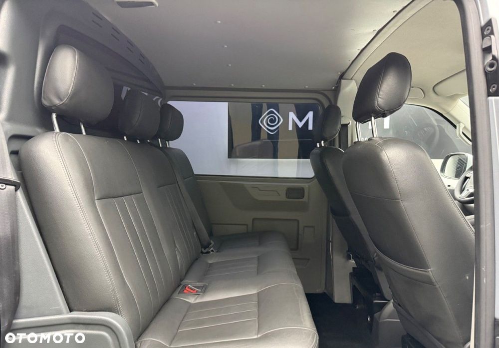 Volkswagen Transporter - 19