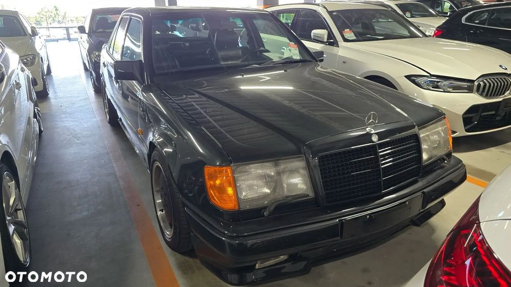 Mercedes-Benz W124 (1984-1993)