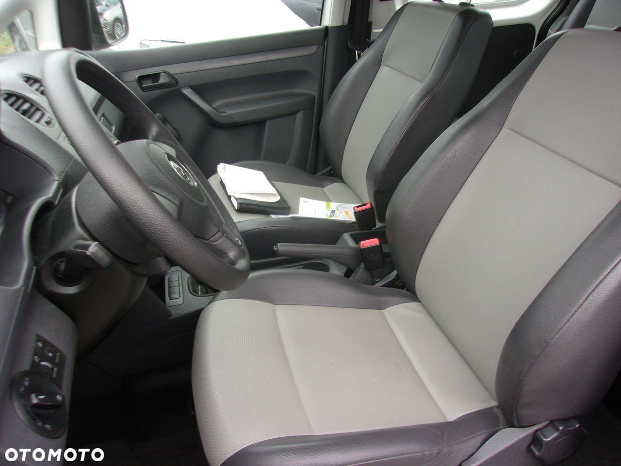 Volkswagen Caddy 2.0 TDI Comfortline Edition 4Motion - 20