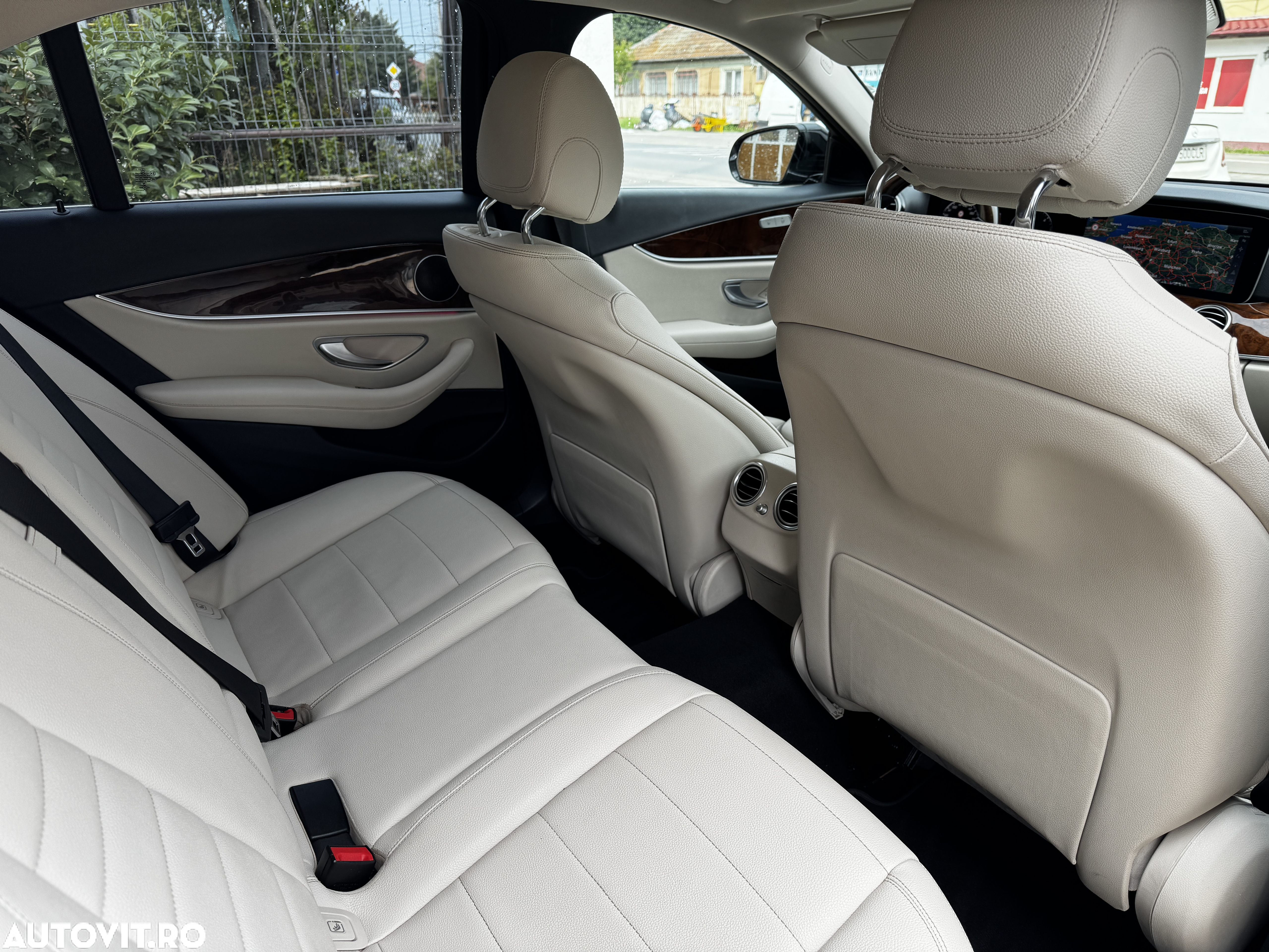 Mercedes-Benz E 220 d 9G-TRONIC Exclusive - 7