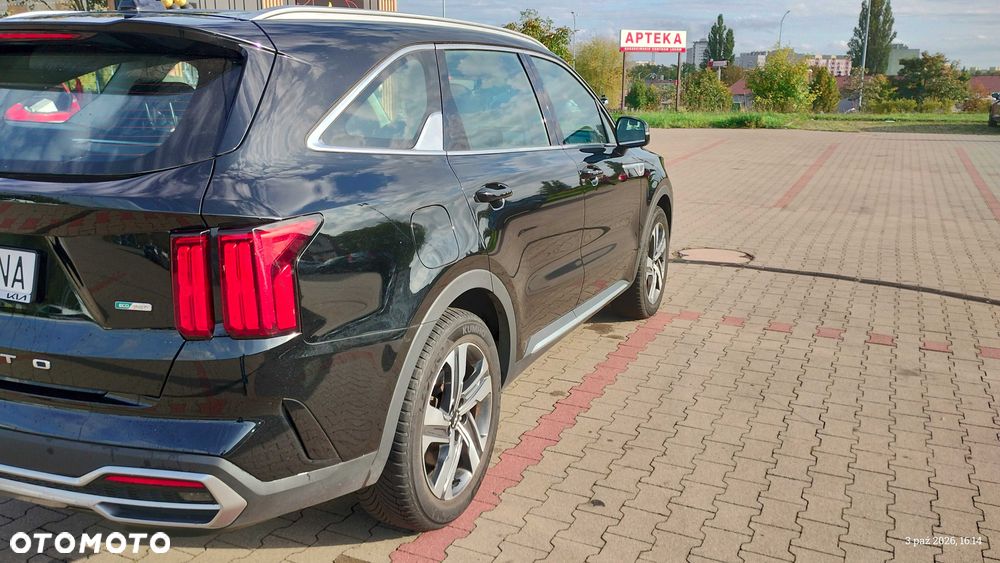 Kia Sorento - 4