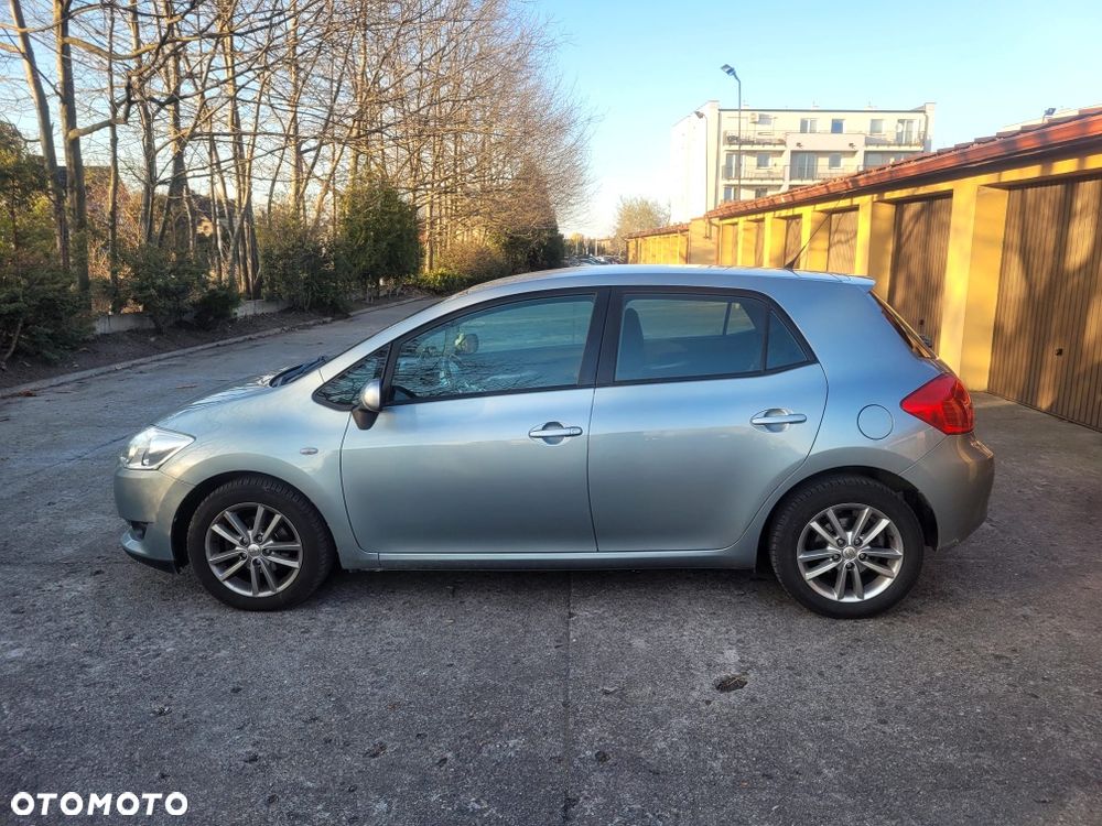 Toyota Auris - 3