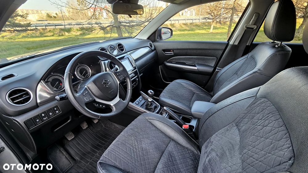 Suzuki Vitara 1.4 Boosterjet Premium 2WD - 25