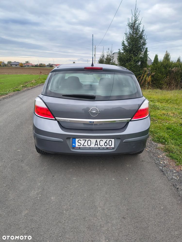 Opel Astra - 11