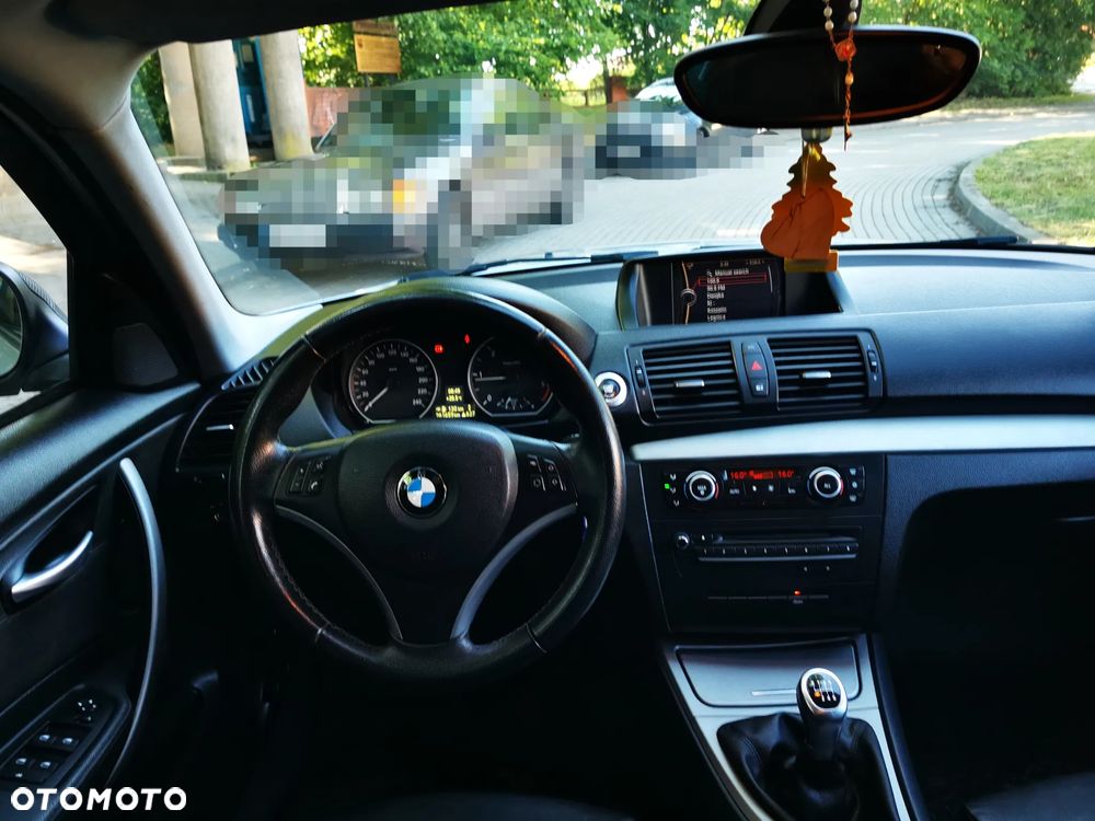 BMW Seria 1 116d - 5