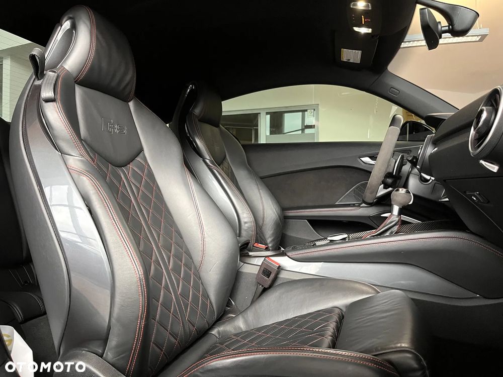 Audi TT RS Coupé - 26