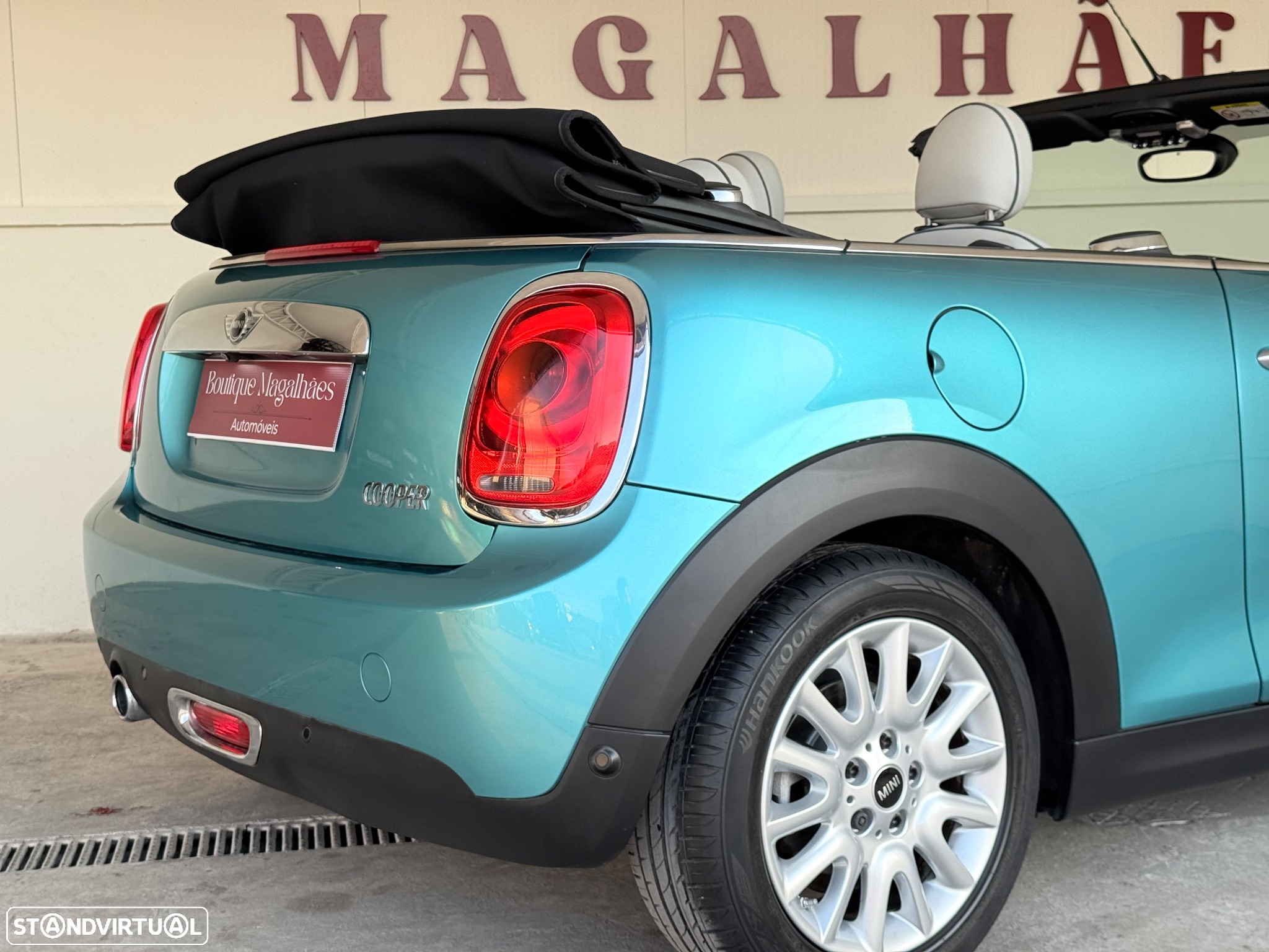MINI Cabrio Cooper Auto. Essential - 22