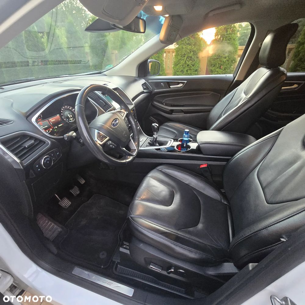 Ford Edge - 4