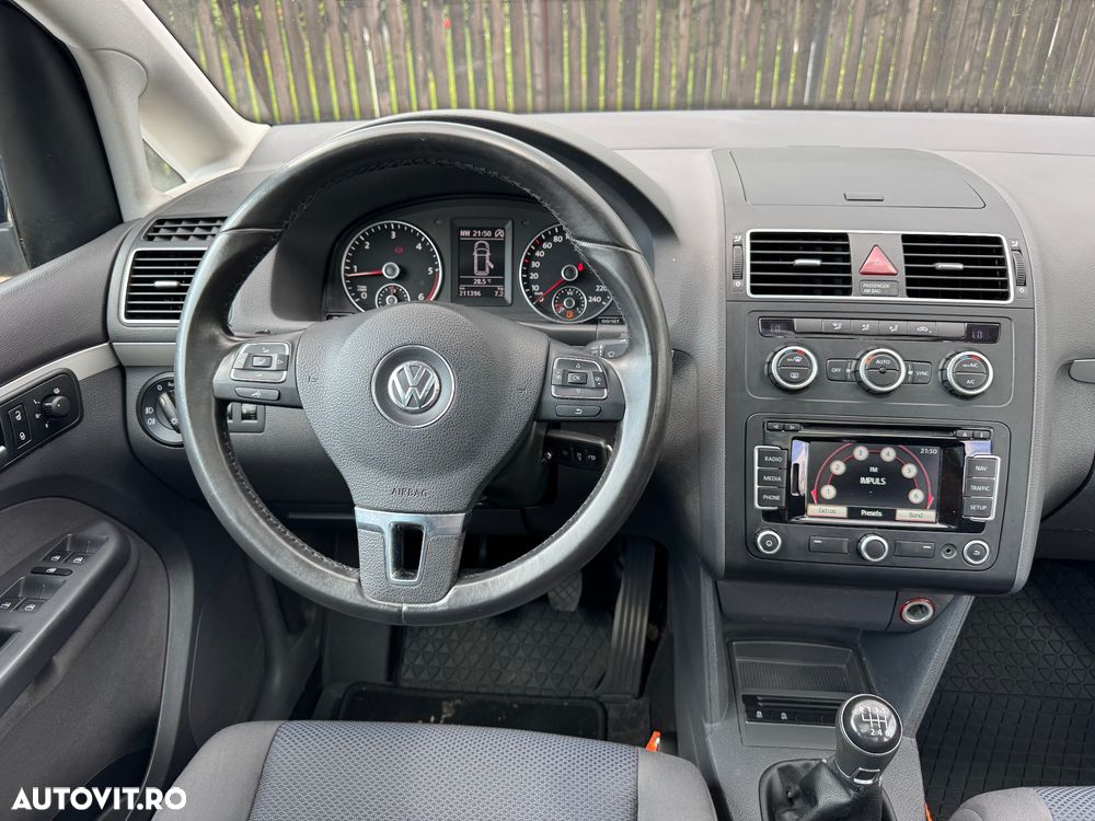 Volkswagen Touran 1.6 TDI DPF Comfortline - 16