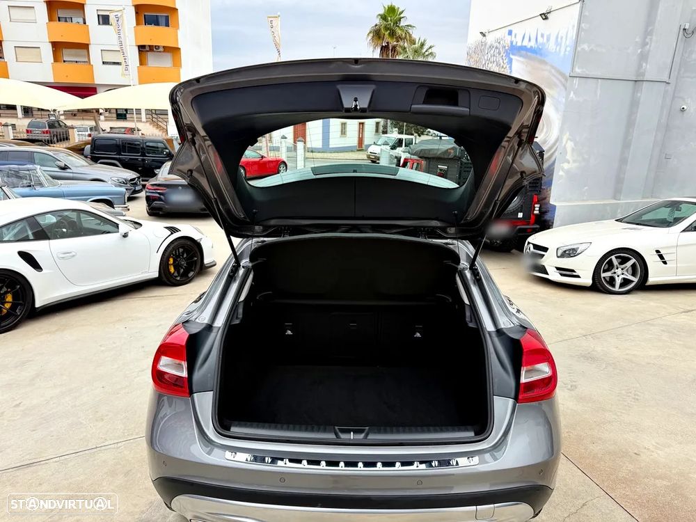 Mercedes-Benz GLA 180 CDI - 35