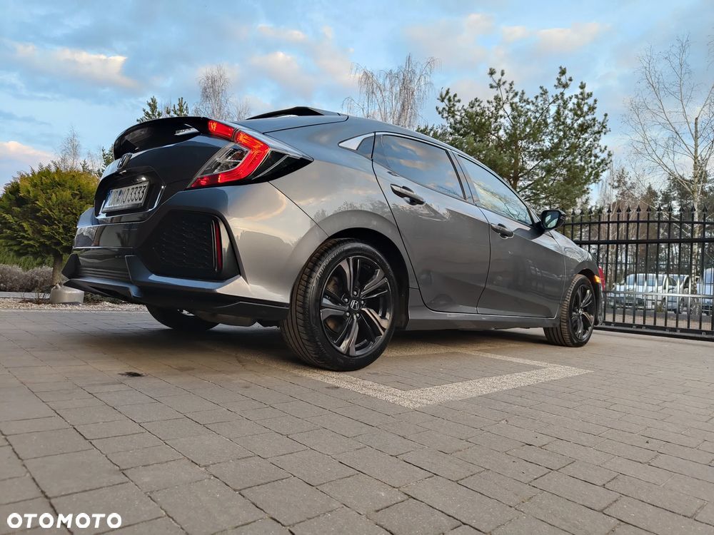 Honda Civic 1.6 i-DTEC Executive Black Edition - 4