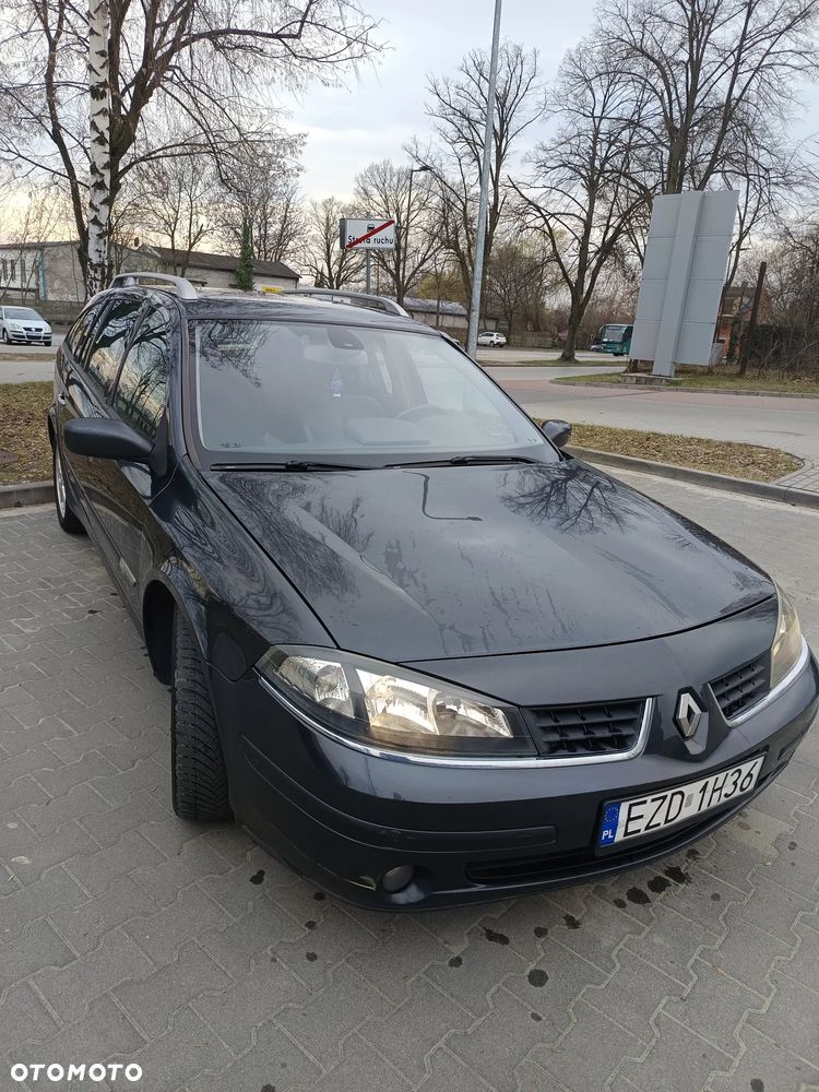 Renault Laguna dCi 150 FAP Start-Stop Dynamique - 2