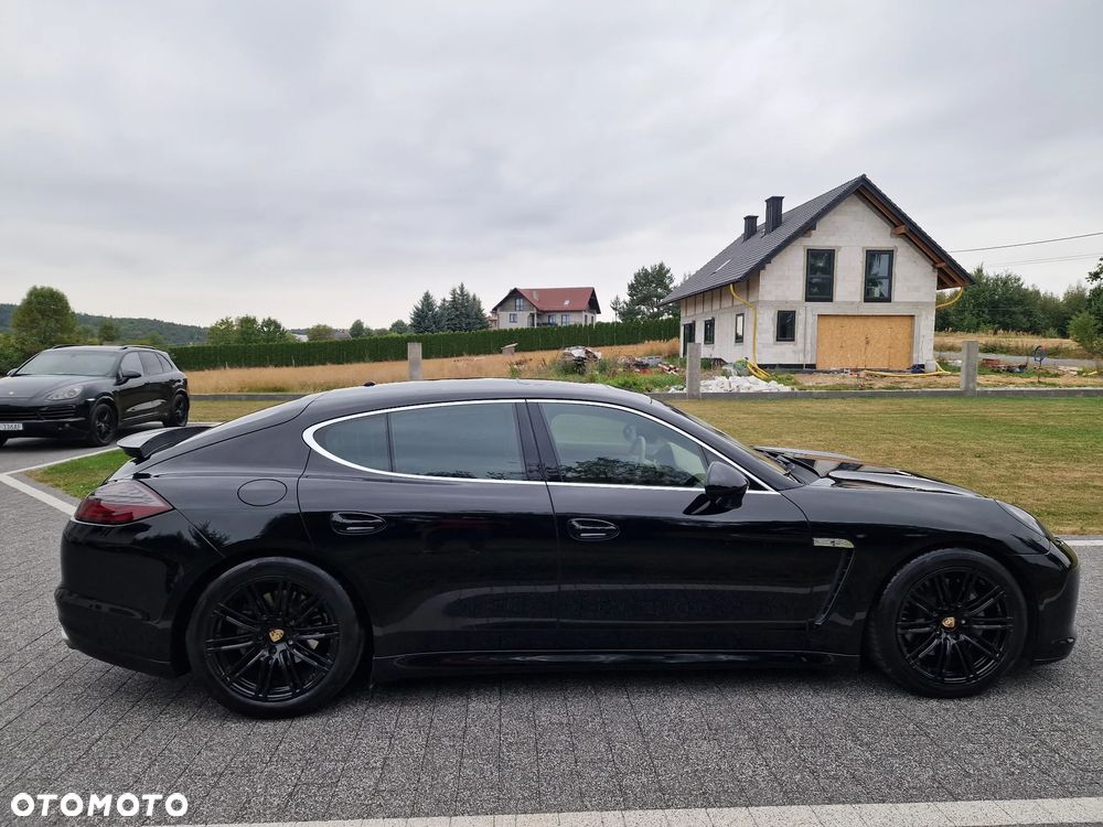 Porsche Panamera 4S PDK - 2