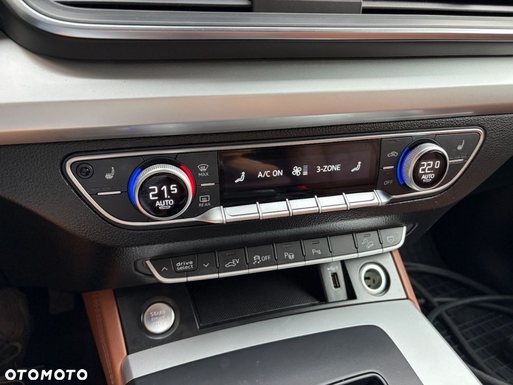 Audi Q5 50 TFSIe quattro S tronic - 24