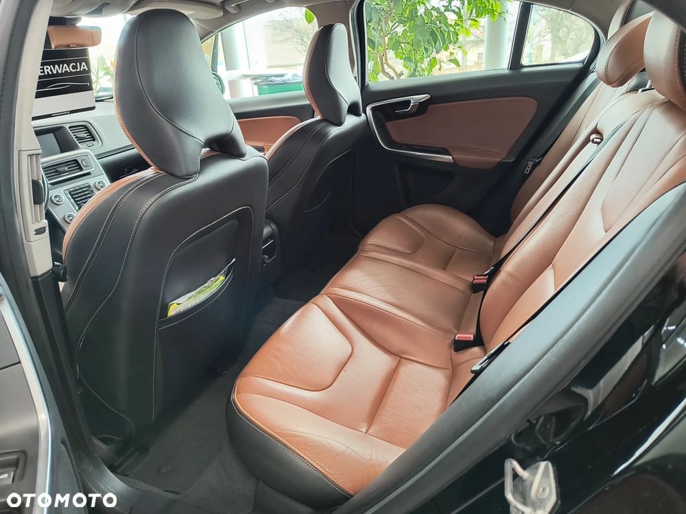 Volvo S60 T5 Drive-E Momentum - 6