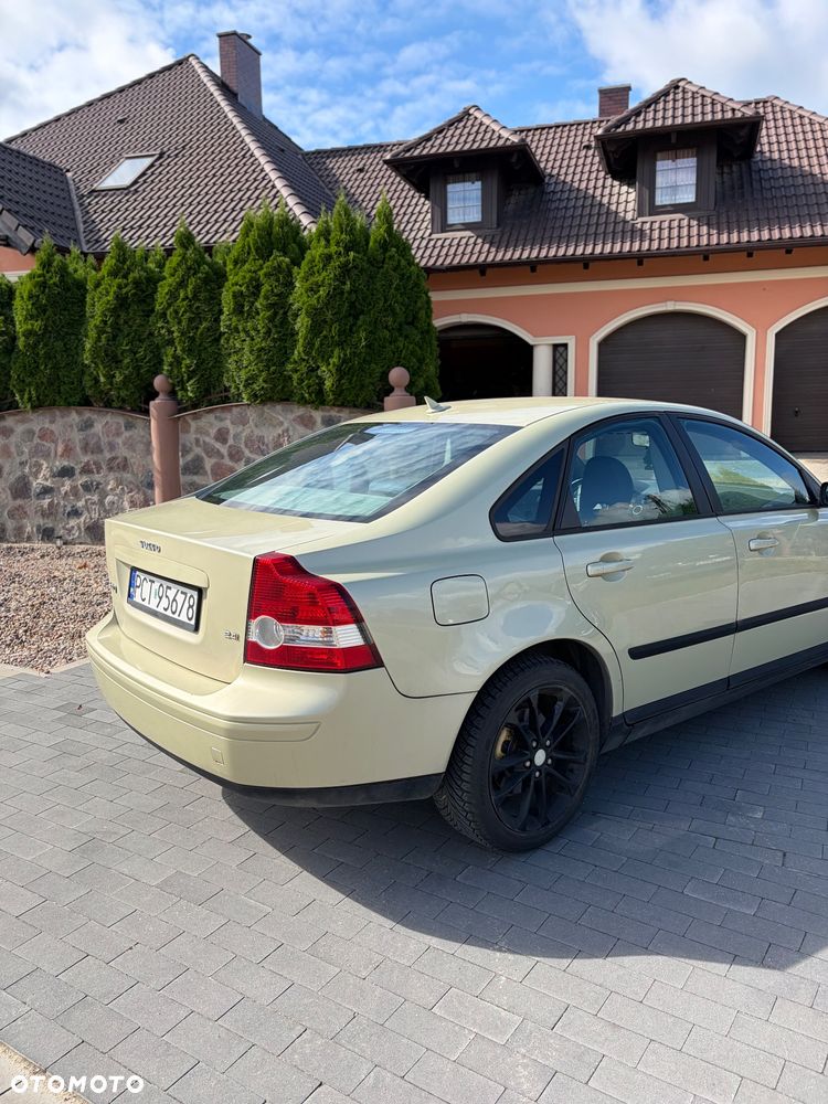 Volvo S40 2.4i - 4